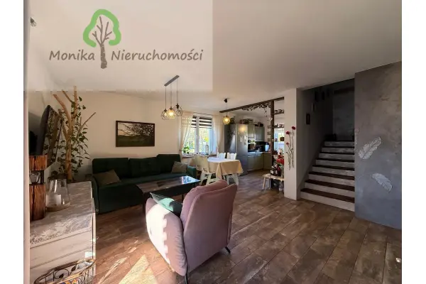 tczewski, Gniew, Sprzedam lub zamienię na siedlisko dom w zabudowie bliźniaczej - GNIEW