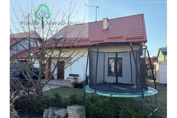 tczewski, Gniew, Sprzedam lub zamienię na siedlisko dom w zabudowie bliźniaczej - GNIEW